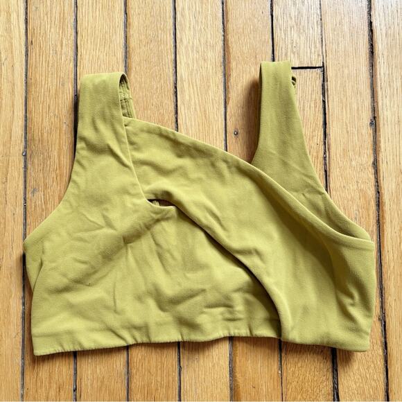 Lululemon Nulu Cross Front Gold Yoga Bra Light Support Lightweight Soft Size 8 - Picture 2 of 5